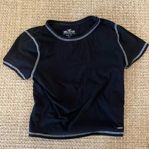 Hollister baby tee size medium